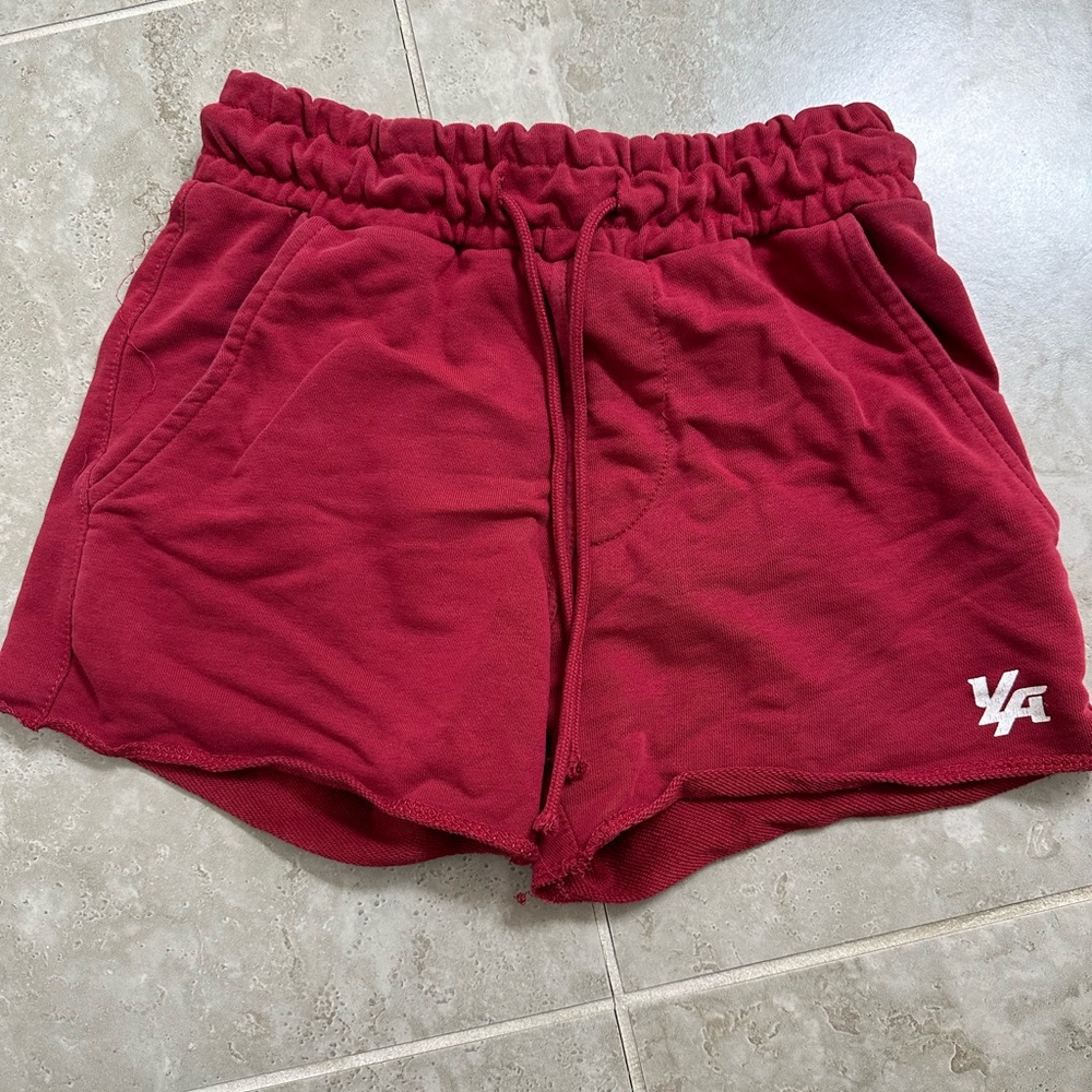 Red, young la shorts